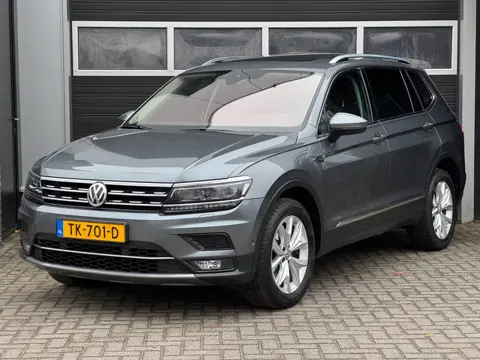 Volkswagen Tiguan Allspace 1.4 TSI Highline 7p. Trekhaak, Pano, Virtual, Camera, Stoelverwarming, NA