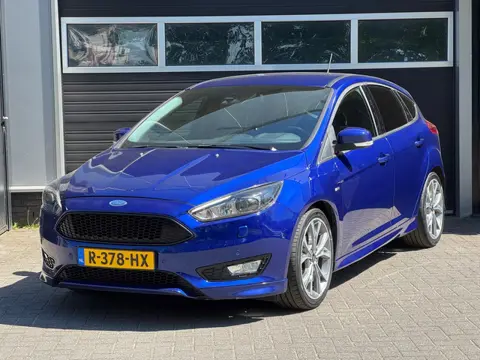 Ford Focus Wagon 1.0 ST Line Navi, Camera, Climate, Cruise,