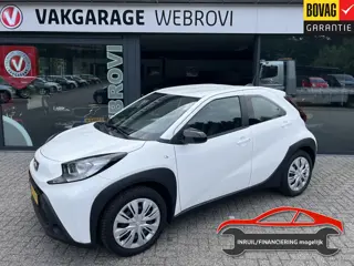 Toyota Aygo X 1.0 VVT-i MT Play All-Season/Apple/Android/Camera