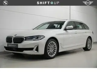 BMW 5 Serie Touring 530i Panoramadak | Laser | Head Up | Elektr. Trekhaak
