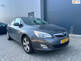 Opel Astra 1.4i Turbo Sport AUT AIRCO PDC