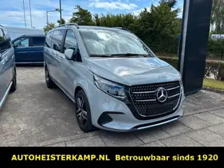 Mercedes-Benz V-Klasse 300 Benzine L2 Avantgarde Distronic Burmester 2 EL. Schuifdeuren 360 Camera 1