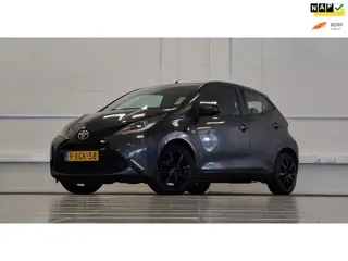 Toyota Aygo 1.0i VVT-i x-play Camera LM velgen 5drs LM Velgen