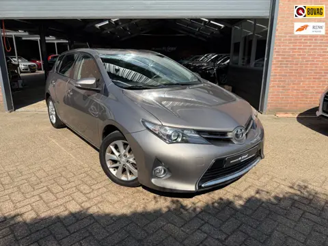 Toyota Auris 1.3 Aspiration|NAVI/CAMERA/BLEUTOOTH|CRUISE/KM 124995