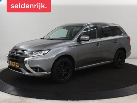 Mitsubishi Outlander 2.0 PHEV instyle | Leder | Stoelverwarming | 360 Camera | Full LED | Navigatie 