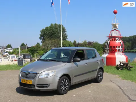Skoda Fabia 1.2-12V Plus *Airco *Trekhaak !