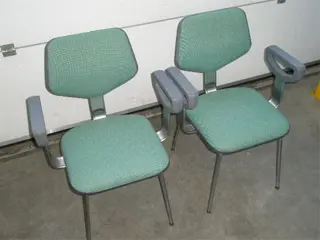 1x SET 2 stuks Gispen stoelen