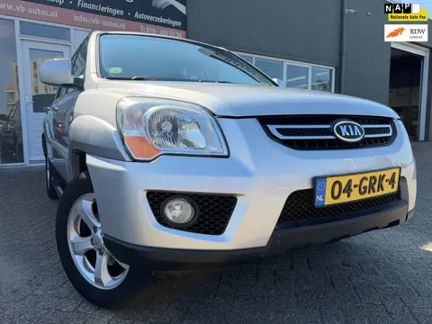 Kia Sportage 2.0 CVVT X-tra met trekhaak en cruise controle en airco