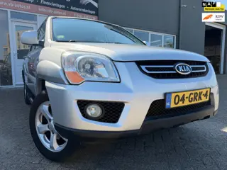 Kia Sportage 2.0 CVVT X-tra met trekhaak en cruise controle en airco