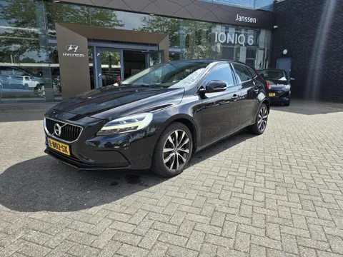 Volvo V40 1.5 T3 Polar+ Sport AUT/trekhaak