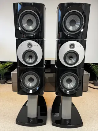 Focal Viva Utopia Luidsprekers met standaards