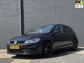Volkswagen Golf 1.5 TSI Highline Business R-Line | Pano | Virtual | LED | Carplay