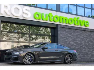 BMW 8 Serie M850i xDrive High Executive | VOL! | DEALER ONDH | CARBON | B&W | NAP | 4WIELSTUURING | 
