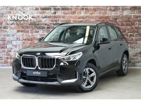 BMW X1 xDrive25e Executive Automaat / Navigatiesysteem / Climate Control / LED / M Dakreling / Activ