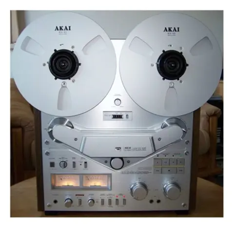 Akai GX-635D GX-636 GX-636DB Bandrecorder Kapot en Repareren