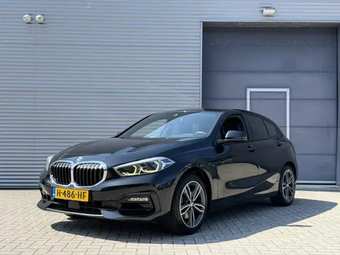 BMW 1-serie 118i Executive Edition I Aut. I Sport Line I Carplay I Camera