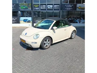 Volkswagen New Beetle Cabriolet 1.6 Highline