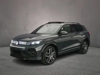 Volkswagen Tiguan R-Line Edition 1.5 TSI eHybrid 272pk DSG Automaat Trekhaak, Black style, Panoramad