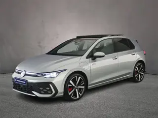 Volkswagen Golf GTE 1.5 TSI eHybrid 272pk DSG Automaat Trekhaak, 360 camera, Lederen bekleding, Pano