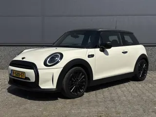 MINI 3-deurs 1.5 Cooper Camden Plus Edition - Schuif/kanteldak - Carplay - Prijs = rijklaar -