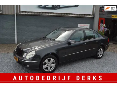 Mercedes-Benz E-klasse 320 Avantgarde Automaat | Leer | Navi | Airco | Xenon | PDC