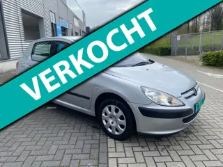 Peugeot 307 1.6-16V XT AUTOMAAT ?? 5 deurs topstaat distributie is vervangen ?? apk gekeurd trekhaak