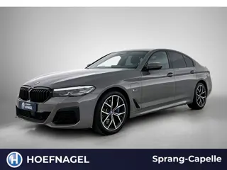 BMW 5-serie 545e xDrive M Sport | Camera | Adaptive Cruise | Stoelverwarming |