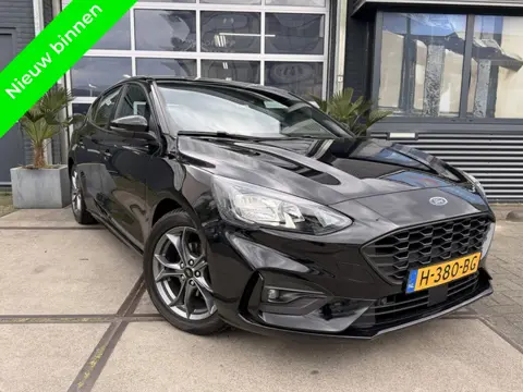 Ford Focus 1.5 EcoB. ST-Line Automaat Carplay DAB+! Inruil mogelijk!