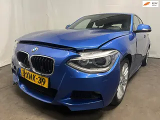 BMW 1-serie 116i Executive - Schade