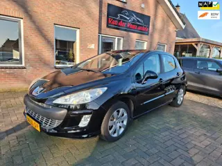 Peugeot 308 1.6 VTi XT. 1ste eigenaar, goed onderhouden! O.a. pano, cruise, airco, trekhaak. Nieuwe 