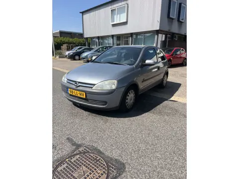 Opel Corsa 1.2-16V Njoy Keurig nette en goed rijdende Corsa. Apk 21-02-2027