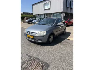 Opel Corsa 1.2-16V Njoy Keurig nette en goed rijdende Corsa. Apk 21-02-2027