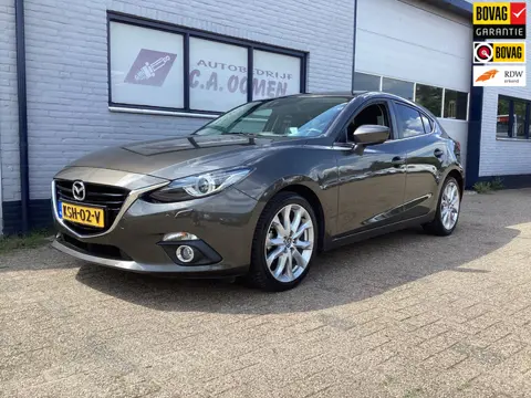 Mazda 3 2.0 TS+ 5 drs 18 incl lm crc ecc head up display prijs incl rijklaarmaken en garantie