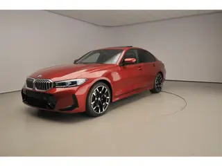 BMW 3 Serie Sedan 320i M Sport | Comfort Pack | Trekhaak | Showroom Selection