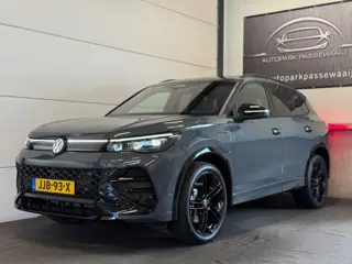 Volkswagen Tiguan 1.5 eHybrid R-Line Edition Pano, ACC, IQ, Apple Carplay, Massage, Stoelverwarming,