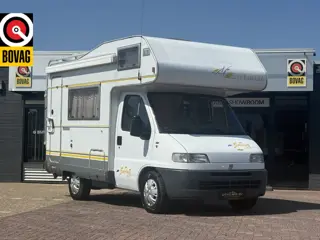 Hymer swing 2.5 in zeer nette staat bovenbed slaapbank luifel fietsendrager cruise ctr dis riem verv