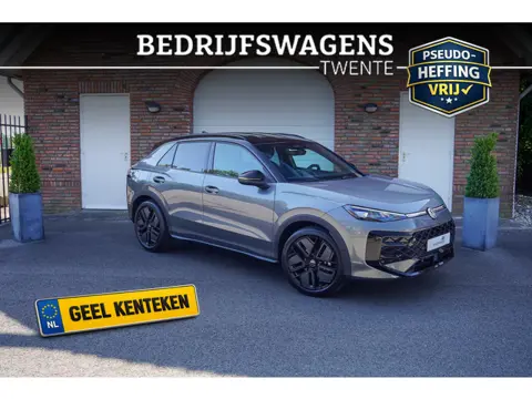 Volkswagen T-Roc R-Line First Edition IQ.light Apple Carplay Black style Stoel-/stuur verwarming 19 