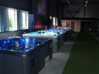 Voor een Wellness gevoel in de Sauna,Jacuzzi of zwemspa