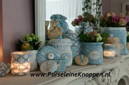 Hipper der PIP Porseleinen kastknop , Porseleinen Kastknopje