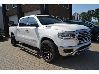 Dodge Ram 1500 5.7 V8 Crew Cab Limited longhorn met panoramadak en 360 camera