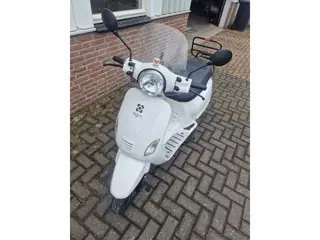 AGM Scooter VX 50