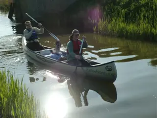 Kanoverhuur Groningen Canadese 3 persoons vakantiekano 's