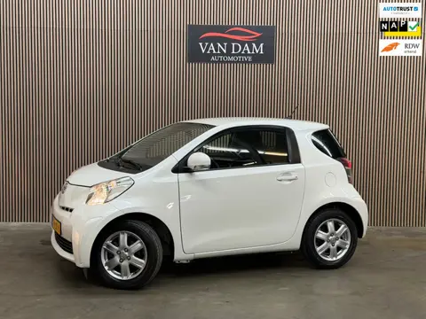 Toyota IQ 1.0 VVTi Comfort 2011 NAP AIRCO TREKHAAK ELEK-RAMEN