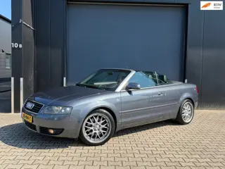 Audi A4 Cabriolet 2.4 V6 handgeschakeld, lage kilometerstand