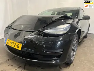 Tesla Model 3 Long Range RWD 75 kWh - Frontschade