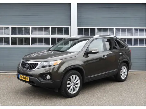 Kia Sorento 2.4 AUT | LEDER | CRUISE | NAVI | AIRCO | STOELVERWARMING | PARKEERSENSOREN