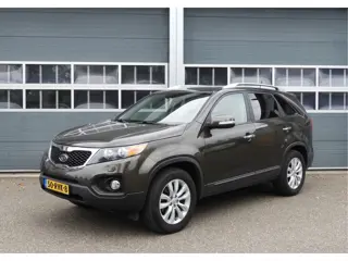Kia Sorento 2.4 AUT | LEDER | CRUISE | NAVI | AIRCO | STOELVERWARMING | PARKEERSENSOREN