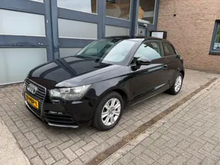 Audi A1 1.4 TFSI Attraction Pro Line, volledig dealer onderhouden!