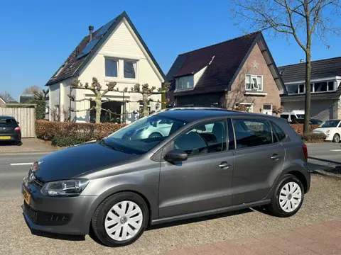 Volkswagen Polo 1.4-16V Comfortline NL-AUTO-NAP.