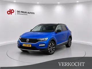 Volkswagen T-Roc 1.0 TSI Style Navigatie Carply/android ACC Laneassist 17inch Zwart dak Climatecontr
